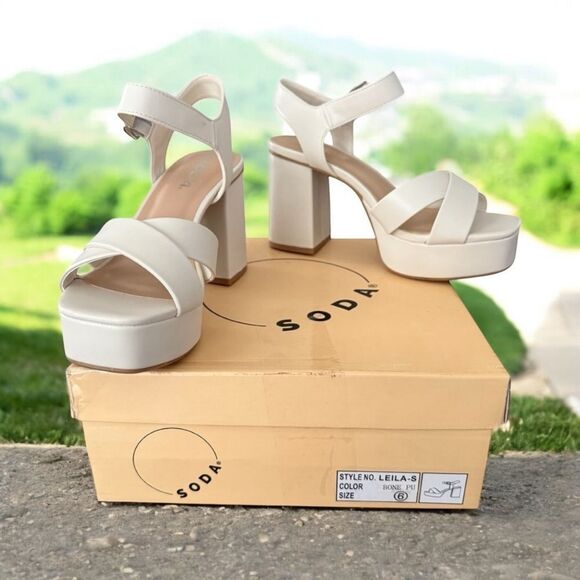 Soda Leila Bone PU Ivory Platform Shoes with Chunky Sole Women’s Size 6 Medium - Picture 1 of 15